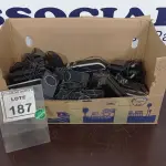 LOTE 187 - 01 LOTE COM VÁRIAS CAIXAS DE SOM PARA PC MODELOS DIVERSOS. (NO ESTADO) ATENÇÃO! FAZER A VISITAÇÃO ANTES DE ARREMATAR, NÃO SABEMOS SE FUNCIONA, LEILÃO NÃO TEM GARANTIA E NEM DEVOLUÇÃO, SUJEITO A POSSÍVEIS AVARIAS VISÍVEIS/OCULTAS E/OU AUSÊNCIA DE COMPONENTES.