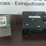 LOTE 454 - 01 CPU MARCA POSITIVO COM 8GB MEMORIA COM SSD E HD. (NO ESTADO) ATENÇÃO! FAZER A VISITAÇÃO ANTES DE ARREMATAR, NÃO SABEMOS SE FUNCIONA, LEILÃO NÃO TEM GARANTIA E NEM DEVOLUÇÃO, SUJEITO A POSSÍVEIS AVARIAS VISÍVEIS/OCULTAS E/OU AUSÊNCIA DE COMPONENTES.