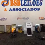 LOTE 181 - 08 CELULARES MARCA POSITIVO E 02 CARREGADORES. (NO ESTADO) ATENÇÃO! FAZER A VISITAÇÃO ANTES DE ARREMATAR, NÃO SABEMOS SE FUNCIONA, LEILÃO NÃO TEM GARANTIA E NEM DEVOLUÇÃO, SUJEITO A POSSÍVEIS AVARIAS VISÍVEIS/OCULTAS E/OU AUSÊNCIA DE COMPONENTES.