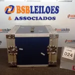 LOTE 024 - 01 CASE RÍGIDO. (NO ESTADO) ATENÇÃO! FAZER A VISITAÇÃO ANTES DE ARREMATAR, NÃO SABEMOS SE FUNCIONA, LEILÃO NÃO TEM GARANTIA E NEM DEVOLUÇÃO, SUJEITO A POSSÍVEIS AVARIAS VISÍVEIS/OCULTAS E/OU AUSÊNCIA DE COMPONENTES.