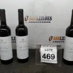 LOTE 469 - 03 GARRAFAS DE VINHO TINTO VALA REAL PORTUGUÊS SAFRA 2019 750ML. (NO ESTADO) ATENÇÃO! FAZER A VISITAÇÃO ANTES DE ARREMATAR, NÃO SABEMOS SE FUNCIONA, LEILÃO NÃO TEM GARANTIA E NEM DEVOLUÇÃO, SUJEITO A POSSÍVEIS AVARIAS VISÍVEIS/OCULTAS E/OU AUSÊNCIA DE COMPONENTES.