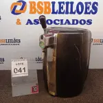 LOTE 041 - 01 CHOPEIRA HEINEKEN MARCA KRUPS. (NO ESTADO) ATENÇÃO! FAZER A VISITAÇÃO ANTES DE ARREMATAR, NÃO SABEMOS SE FUNCIONA, LEILÃO NÃO TEM GARANTIA E NEM DEVOLUÇÃO, SUJEITO A POSSÍVEIS AVARIAS VISÍVEIS/OCULTAS E/OU AUSÊNCIA DE COMPONENTES.