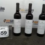 LOTE 459 - 03 GARRAFAS DE VINHO TINTO VALA REAL PORTUGUÊS SAFRA 2019 750ML. (NO ESTADO) ATENÇÃO! FAZER A VISITAÇÃO ANTES DE ARREMATAR, NÃO SABEMOS SE FUNCIONA, LEILÃO NÃO TEM GARANTIA E NEM DEVOLUÇÃO, SUJEITO A POSSÍVEIS AVARIAS VISÍVEIS/OCULTAS E/OU AUSÊNCIA DE COMPONENTES.