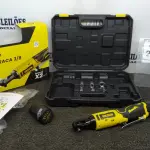 LOTE 250 - 01 CHAVE CATRACA 3/8  COM DUAS BATERIAS  12V MALETA E ACESSÓRIOS. (NO ESTADO) ATENÇÃO! FAZER A VISITAÇÃO ANTES DE ARREMATAR, NÃO SABEMOS SE FUNCIONA. LEILÃO NÃO TEM GARANTIA E NEM DEVOLUÇÃO, SUJEITO A POSSÍVEIS AVARIAS VISÍVEIS/OCULTAS E/OU AUSÊNCIA DE COMPONENTES.