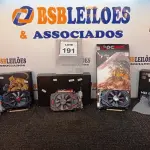 LOTE 191 - 05 PLACAS DE VÍDEO MARCAS DIVERSAS. (NO ESTADO) ATENÇÃO! FAZER A VISITAÇÃO ANTES DE ARREMATAR, NÃO SABEMOS SE FUNCIONA, LEILÃO NÃO TEM GARANTIA E NEM DEVOLUÇÃO, SUJEITO A POSSÍVEIS AVARIAS VISÍVEIS/OCULTAS E/OU AUSÊNCIA DE COMPONENTES.