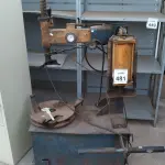 LOTE 481 - 01 MÁQUINA DE DESMONTAR PAPEL. (NO ESTADO) ATENÇÃO! FAZER A VISITAÇÃO ANTES DE ARREMATAR, NÃO SABEMOS SE FUNCIONA. LEILÃO NÃO TEM GARANTIA E NEM DEVOLUÇÃO, SUJEITO A POSSÍVEIS AVARIAS VISÍVEIS/OCULTAS E/OU AUSÊNCIA DE COMPONENTES.