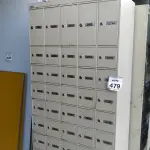 LOTE 479 - 01 ARMÁRIO CARTEIRO DE FERRO. (NO ESTADO) ATENÇÃO! FAZER A VISITAÇÃO ANTES DE ARREMATAR, NÃO SABEMOS SE FUNCIONA. LEILÃO NÃO TEM GARANTIA E NEM DEVOLUÇÃO, SUJEITO A POSSÍVEIS AVARIAS VISÍVEIS/OCULTAS E/OU AUSÊNCIA DE COMPONENTES.