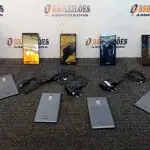 LOTE 167 - 08 CELULARES MARCA POSITIVO. (NO ESTADO) ATENÇÃO! FAZER A VISITAÇÃO ANTES DE ARREMATAR, NÃO SABEMOS SE FUNCIONA, LEILÃO NÃO TEM GARANTIA E NEM DEVOLUÇÃO, SUJEITO A POSSÍVEIS AVARIAS VISÍVEIS/OCULTAS E/OU AUSÊNCIA DE COMPONENTES.