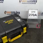 LOTE 270 - 01 NIVEL A LASER COM 2 BATERIAS MALETA ÓCULOS DE PROTEÇÃO. (NO ESTADO) ATENÇÃO! FAZER A VISITAÇÃO ANTES DE ARREMATAR, NÃO SABEMOS SE FUNCIONA. LEILÃO NÃO TEM GARANTIA E NEM DEVOLUÇÃO, SUJEITO A POSSÍVEIS AVARIAS VISÍVEIS/OCULTAS E/OU AUSÊNCIA DE COMPONENTES.