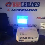 LOTE 012 - 01 PROJETOR MARCA NEC COM MALETA. (NO ESTADO) ATENÇÃO! FAZER A VISITAÇÃO ANTES DE ARREMATAR, NÃO SABEMOS SE FUNCIONA, LEILÃO NÃO TEM GARANTIA E NEM DEVOLUÇÃO, SUJEITO A POSSÍVEIS AVARIAS VISÍVEIS/OCULTAS E/OU AUSÊNCIA DE COMPONENTES.