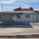 LOTE 001 - 01 CASA DE ESQUINA NA QR 405 CONJUNTO 9 LOTE 8 COM SALA, COZINHA, BANHEIRO SOCIAL, 03 QUARTOS, SENDO 01 SUÍTE, ÁREA DE SERVIÇO COBERTA ,GARAGEM E 01 LOJA COM BANHEIRO. SAMAMBAIA NORTE - DF, ÁREA DO LOTE 149,50 M², ÁREA CONSTRUÍDA 176,12 M², 405 CONJUNTO 9 LOTE 8 - SAMAMBAIA NORTE - DF, ÁREA DO LOTE 149,50 M², ÁREA CONSTRUÍDA 176,12 M², MATRÍCULA Nº. 163299 (NO ESTADO) (VISITAÇÃO AGENDAR 61-9445-2031 WHATSAPP) (IPTU 2025 PAGO)