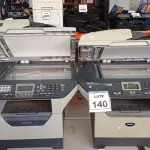 LOTE 140 - 02 IMPRESSORAS MULTIFUNCIONAIS MARCA BROTHER. (NO ESTADO) ATENÇÃO! FAZER A VISITAÇÃO ANTES DE ARREMATAR, NÃO SABEMOS SE FUNCIONA, LEILÃO NÃO TEM GARANTIA E NEM DEVOLUÇÃO, SUJEITO A POSSÍVEIS AVARIAS VISÍVEIS/OCULTAS E/OU AUSÊNCIA DE COMPONENTES.
