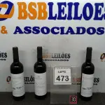LOTE 473 - 03 GARRAFAS DE VINHO TINTO VALA REAL PORTUGUÊS SAFRA 2019 750ML. (NO ESTADO) ATENÇÃO! FAZER A VISITAÇÃO ANTES DE ARREMATAR, NÃO SABEMOS SE FUNCIONA, LEILÃO NÃO TEM GARANTIA E NEM DEVOLUÇÃO, SUJEITO A POSSÍVEIS AVARIAS VISÍVEIS/OCULTAS E/OU AUSÊNCIA DE COMPONENTES.