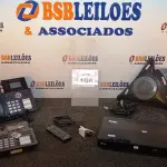 LOTE 196 - 02 APARELHOS DE TELEFONE IP, 01 BLUE RAY E 01APARELHO DE ÁUDIO CONFERENCIA POLYCOM. (NO ESTADO) ATENÇÃO! FAZER A VISITAÇÃO ANTES DE ARREMATAR, NÃO SABEMOS SE FUNCIONA, LEILÃO NÃO TEM GARANTIA E NEM DEVOLUÇÃO, SUJEITO A POSSÍVEIS AVARIAS VISÍVEIS/OCULTAS E/OU AUSÊNCIA DE COMPONENTES.