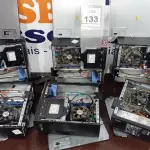 LOTE 133 - 06 CPUS MARCA DELL PARA RETIRADA DE PEÇAS. (NO ESTADO) ATENÇÃO! FAZER A VISITAÇÃO ANTES DE ARREMATAR, NÃO SABEMOS SE FUNCIONA. LEILÃO NÃO TEM GARANTIA E NEM DEVOLUÇÃO, SUJEITO A POSSÍVEIS AVARIAS VISÍVEIS/OCULTAS E/OU AUSÊNCIA DE COMPONENTES.