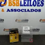LOTE 190 - 01 MACACO HIDRÁULICO MANUAL TIPO GARRAFA PORTÁTIL  SUPORTA  2 TONELADAS (NO ESTADO) ATENÇÃO! FAZER A VISITAÇÃO ANTES DE ARREMATAR, NÃO SABEMOS SE FUNCIONA. LEILÃO NÃO TEM GARANTIA E NEM DEVOLUÇÃO, SUJEITO A POSSÍVEIS AVARIAS VISÍVEIS/OCULTAS E/OU AUSÊNCIA DE COMPONENTES.