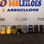 LOTE 163 - 08 CELULARES MARCA POSITIVO. (NO ESTADO) ATENÇÃO! FAZER A VISITAÇÃO ANTES DE ARREMATAR, NÃO SABEMOS SE FUNCIONA, LEILÃO NÃO TEM GARANTIA E NEM DEVOLUÇÃO, SUJEITO A POSSÍVEIS AVARIAS VISÍVEIS/OCULTAS E/OU AUSÊNCIA DE COMPONENTES.