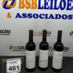 LOTE 461 - 03 GARRAFAS DE VINHO TINTO VALA REAL PORTUGUÊS SAFRA 2019 750ML. (NO ESTADO) ATENÇÃO! FAZER A VISITAÇÃO ANTES DE ARREMATAR, NÃO SABEMOS SE FUNCIONA, LEILÃO NÃO TEM GARANTIA E NEM DEVOLUÇÃO, SUJEITO A POSSÍVEIS AVARIAS VISÍVEIS/OCULTAS E/OU AUSÊNCIA DE COMPONENTES.