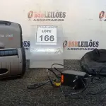 LOTE 166 - 01 IMPRESSORA TÉRMICA MARCA DATAMAX COM BOLSA E FONTE. (NO ESTADO) ATENÇÃO! FAZER A VISITAÇÃO ANTES DE ARREMATAR, NÃO SABEMOS SE FUNCIONA, LEILÃO NÃO TEM GARANTIA E NEM DEVOLUÇÃO, SUJEITO A POSSÍVEIS AVARIAS VISÍVEIS/OCULTAS E/OU AUSÊNCIA DE COMPONENTES.