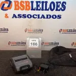 LOTE 166 - 01 IMPRESSORA TÉRMICA MARCA DATAMAX COM BOLSA E FONTE. (NO ESTADO) ATENÇÃO! FAZER A VISITAÇÃO ANTES DE ARREMATAR, NÃO SABEMOS SE FUNCIONA, LEILÃO NÃO TEM GARANTIA E NEM DEVOLUÇÃO, SUJEITO A POSSÍVEIS AVARIAS VISÍVEIS/OCULTAS E/OU AUSÊNCIA DE COMPONENTES.
