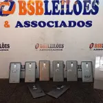 LOTE 163 - 08 CELULARES MARCA POSITIVO. (NO ESTADO) ATENÇÃO! FAZER A VISITAÇÃO ANTES DE ARREMATAR, NÃO SABEMOS SE FUNCIONA, LEILÃO NÃO TEM GARANTIA E NEM DEVOLUÇÃO, SUJEITO A POSSÍVEIS AVARIAS VISÍVEIS/OCULTAS E/OU AUSÊNCIA DE COMPONENTES.