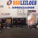 LOTE 191 - 05 PLACAS DE VÍDEO MARCAS DIVERSAS. (NO ESTADO) ATENÇÃO! FAZER A VISITAÇÃO ANTES DE ARREMATAR, NÃO SABEMOS SE FUNCIONA, LEILÃO NÃO TEM GARANTIA E NEM DEVOLUÇÃO, SUJEITO A POSSÍVEIS AVARIAS VISÍVEIS/OCULTAS E/OU AUSÊNCIA DE COMPONENTES.