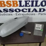 LOTE 456 - 01 LUMINÁRIA DE POSTE. (NO ESTADO) ATENÇÃO! FAZER A VISITAÇÃO ANTES DE ARREMATAR, NÃO SABEMOS SE FUNCIONA. LEILÃO NÃO TEM GARANTIA E NEM DEVOLUÇÃO, SUJEITO A POSSÍVEIS AVARIAS VISÍVEIS/OCULTAS E/OU AUSÊNCIA DE COMPONENTES.