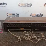 LOTE 039 - 01 RECEIVER. (NO ESTADO) ATENÇÃO! FAZER A VISITAÇÃO ANTES DE ARREMATAR, NÃO SABEMOS SE FUNCIONA, LEILÃO NÃO TEM GARANTIA E NEM DEVOLUÇÃO, SUJEITO A POSSÍVEIS AVARIAS VISÍVEIS/OCULTAS E/OU AUSÊNCIA DE COMPONENTES.