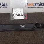 LOTE 060 - 01 FACÃO RAMBO AÇO INOXIDÁVEL TAMANHO TOTAL 48,5CM LAMINDA 33,5 FULL TANG COM BAINHA DE NYLON MODELO IMPORTADO. (NO ESTADO) ATENÇÃO! FAZER A VISITAÇÃO ANTES DE ARREMATAR, NÃO SABEMOS SE FUNCIONA. LEILÃO NÃO TEM GARANTIA E NEM DEVOLUÇÃO, SUJEITO A POSSÍVEIS AVARIAS VISÍVEIS/OCULTAS E/OU AUSÊNCIA DE COMPONENTES.