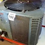 LOTE 096 - 01 CONDENSADORA MARCA KOMECO. (NO ESTADO) ATENÇÃO! FAZER A VISITAÇÃO ANTES DE ARREMATAR, NÃO SABEMOS SE FUNCIONA, LEILÃO NÃO TEM GARANTIA E NEM DEVOLUÇÃO, SUJEITO A POSSÍVEIS AVARIAS VISÍVEIS/OCULTAS E/OU AUSÊNCIA DE COMPONENTES.
