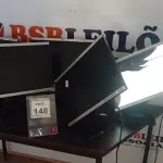 LOTE 148 - 05 MONITORES MARCA HP. (NO ESTADO) ATENÇÃO! FAZER A VISITAÇÃO ANTES DE ARREMATAR, NÃO SABEMOS SE FUNCIONA, LEILÃO NÃO TEM GARANTIA E NEM DEVOLUÇÃO, SUJEITO A POSSÍVEIS AVARIAS VISÍVEIS/OCULTAS E/OU AUSÊNCIA DE COMPONENTES.