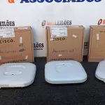 LOTE 190 - 03 ROTEADORES MARCA CISCO. (NO ESTADO) ATENÇÃO! FAZER A VISITAÇÃO ANTES DE ARREMATAR, NÃO SABEMOS SE FUNCIONA, LEILÃO NÃO TEM GARANTIA E NEM DEVOLUÇÃO, SUJEITO A POSSÍVEIS AVARIAS VISÍVEIS/OCULTAS E/OU AUSÊNCIA DE COMPONENTES.