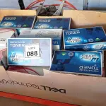 LOTE 088 - 01 LOTE COM GRANDE QUANTIDADE DE TONER. (NO ESTADO) ATENÇÃO! FAZER A VISITAÇÃO ANTES DE ARREMATAR, NÃO SABEMOS SE FUNCIONA, LEILÃO NÃO TEM GARANTIA E NEM DEVOLUÇÃO, SUJEITO A POSSÍVEIS AVARIAS VISÍVEIS/OCULTAS E/OU AUSÊNCIA DE COMPONENTES.
