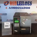 LOTE 087 - 01 IMPRESSORA DE ETIQUETAS MARCA TSC. (NO ESTADO) ATENÇÃO! FAZER A VISITAÇÃO ANTES DE ARREMATAR, NÃO SABEMOS SE FUNCIONA, LEILÃO NÃO TEM GARANTIA E NEM DEVOLUÇÃO, SUJEITO A POSSÍVEIS AVARIAS VISÍVEIS/OCULTAS E/OU AUSÊNCIA DE COMPONENTES.