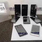 LOTE 155 - 08 CELULARES MARCA POSITIVO. (NO ESTADO) ATENÇÃO! FAZER A VISITAÇÃO ANTES DE ARREMATAR, NÃO SABEMOS SE FUNCIONA, LEILÃO NÃO TEM GARANTIA E NEM DEVOLUÇÃO, SUJEITO A POSSÍVEIS AVARIAS VISÍVEIS/OCULTAS E/OU AUSÊNCIA DE COMPONENTES.