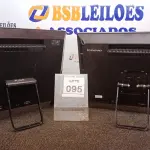 LOTE 095 - 02 ALL IN ONE MARCA LENOVO. (NO ESTADO) ATENÇÃO! FAZER A VISITAÇÃO ANTES DE ARREMATAR, NÃO SABEMOS SE FUNCIONA, LEILÃO NÃO TEM GARANTIA E NEM DEVOLUÇÃO, SUJEITO A POSSÍVEIS AVARIAS VISÍVEIS/OCULTAS E/OU AUSÊNCIA DE COMPONENTES.
