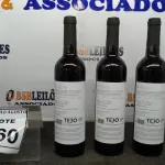 LOTE 460 - 03 GARRAFAS DE VINHO TINTO VALA REAL PORTUGUÊS SAFRA 2019 750ML. (NO ESTADO) ATENÇÃO! FAZER A VISITAÇÃO ANTES DE ARREMATAR, NÃO SABEMOS SE FUNCIONA, LEILÃO NÃO TEM GARANTIA E NEM DEVOLUÇÃO, SUJEITO A POSSÍVEIS AVARIAS VISÍVEIS/OCULTAS E/OU AUSÊNCIA DE COMPONENTES.