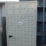 LOTE 482 - 01 ARMÁRIO CARTEIRO DE FERRO. (NO ESTADO) ATENÇÃO! FAZER A VISITAÇÃO ANTES DE ARREMATAR, NÃO SABEMOS SE FUNCIONA. LEILÃO NÃO TEM GARANTIA E NEM DEVOLUÇÃO, SUJEITO A POSSÍVEIS AVARIAS VISÍVEIS/OCULTAS E/OU AUSÊNCIA DE COMPONENTES.