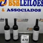 LOTE 470 - 03 GARRAFAS DE VINHO TINTO VALA REAL PORTUGUÊS SAFRA 2019 750ML. (NO ESTADO) ATENÇÃO! FAZER A VISITAÇÃO ANTES DE ARREMATAR, NÃO SABEMOS SE FUNCIONA, LEILÃO NÃO TEM GARANTIA E NEM DEVOLUÇÃO, SUJEITO A POSSÍVEIS AVARIAS VISÍVEIS/OCULTAS E/OU AUSÊNCIA DE COMPONENTES.