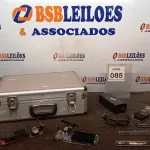 LOTE 085 - 03 PLACAS DE VÍDEO E 04 MÓDULOS DE MEMÓRIA RAM E 01 CASE. (NO ESTADO) ATENÇÃO! FAZER A VISITAÇÃO ANTES DE ARREMATAR, NÃO SABEMOS SE FUNCIONA, LEILÃO NÃO TEM GARANTIA E NEM DEVOLUÇÃO, SUJEITO A POSSÍVEIS AVARIAS VISÍVEIS/OCULTAS E/OU AUSÊNCIA DE COMPONENTES.