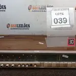 LOTE 039 - 01 RECEIVER. (NO ESTADO) ATENÇÃO! FAZER A VISITAÇÃO ANTES DE ARREMATAR, NÃO SABEMOS SE FUNCIONA, LEILÃO NÃO TEM GARANTIA E NEM DEVOLUÇÃO, SUJEITO A POSSÍVEIS AVARIAS VISÍVEIS/OCULTAS E/OU AUSÊNCIA DE COMPONENTES.