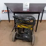 LOTE 121 - 01 LAVADORA DE ALTA PRESSÃO. (NO ESTADO) ATENÇÃO! FAZER A VISITAÇÃO ANTES DE ARREMATAR, NÃO SABEMOS SE FUNCIONA, LEILÃO NÃO TEM GARANTIA E NEM DEVOLUÇÃO, SUJEITO A POSSÍVEIS AVARIAS VISÍVEIS/OCULTAS E/OU AUSÊNCIA DE COMPONENTES.