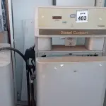 LOTE 483 - 01 BOMBA DE COMBUSTÍVEL DIESEL. (NO ESTADO) ATENÇÃO! FAZER A VISITAÇÃO ANTES DE ARREMATAR, NÃO SABEMOS SE FUNCIONA. LEILÃO NÃO TEM GARANTIA E NEM DEVOLUÇÃO, SUJEITO A POSSÍVEIS AVARIAS VISÍVEIS/OCULTAS E/OU AUSÊNCIA DE COMPONENTES.