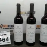 LOTE 464 - 03 GARRAFAS DE VINHO TINTO VALA REAL PORTUGUÊS SAFRA 2019 750ML. (NO ESTADO) ATENÇÃO! FAZER A VISITAÇÃO ANTES DE ARREMATAR, NÃO SABEMOS SE FUNCIONA, LEILÃO NÃO TEM GARANTIA E NEM DEVOLUÇÃO, SUJEITO A POSSÍVEIS AVARIAS VISÍVEIS/OCULTAS E/OU AUSÊNCIA DE COMPONENTES.