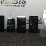 LOTE 477 - 05 SMARPHONES MARCA POSITIVO. (NO ESTADO) ATENÇÃO! FAZER A VISITAÇÃO ANTES DE ARREMATAR, NÃO SABEMOS SE FUNCIONA. LEILÃO NÃO TEM GARANTIA E NEM DEVOLUÇÃO, SUJEITO A POSSÍVEIS AVARIAS VISÍVEIS/OCULTAS E/OU AUSÊNCIA DE COMPONENTES.