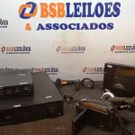 LOTE 037 - 01 APARELHO DVR 03 CÂMERAS DE PC, 02 LEITORAS DE CÓDIGO DE BARRAS E 01 DOCK STATION MARCA SONY. (NO ESTADO) ATENÇÃO! FAZER A VISITAÇÃO ANTES DE ARREMATAR, NÃO SABEMOS SE FUNCIONA, LEILÃO NÃO TEM GARANTIA E NEM DEVOLUÇÃO, SUJEITO A POSSÍVEIS AVARIAS VISÍVEIS/OCULTAS E/OU AUSÊNCIA DE COMPONENTES.