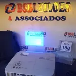 LOTE 188 - 01 PROJETOR NEC COM CABOS E MALETA. (NO ESTADO) ATENÇÃO! FAZER A VISITAÇÃO ANTES DE ARREMATAR, NÃO SABEMOS SE FUNCIONA, LEILÃO NÃO TEM GARANTIA E NEM DEVOLUÇÃO, SUJEITO A POSSÍVEIS AVARIAS VISÍVEIS/OCULTAS E/OU AUSÊNCIA DE COMPONENTES.