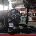 LOTE 001 - 04 VENTILADORES DE MARCA E MODELOS DIVERSOS. (NO ESTADO) ATENÇÃO! FAZER A VISITAÇÃO ANTES DE ARREMATAR, NÃO SABEMOS SE FUNCIONA, LEILÃO NÃO TEM GARANTIA E NEM DEVOLUÇÃO, SUJEITO A POSSÍVEIS AVARIAS VISÍVEIS/OCULTAS E/OU AUSÊNCIA DE COMPONENTES.