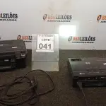 LOTE 041 - 01 PROJETOR MARCA LG COM CASE. (NO ESTADO) ATENÇÃO! FAZER A VISITAÇÃO ANTES DE ARREMATAR, NÃO SABEMOS SE FUNCIONA, LEILÃO NÃO TEM GARANTIA E NEM DEVOLUÇÃO, SUJEITO A POSSÍVEIS AVARIAS VISÍVEIS/OCULTAS E/OU AUSÊNCIA DE COMPONENTES.