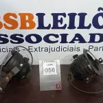 LOTE 056 - 02 REFLETORES DE PALCO. (NO ESTADO) ATENÇÃO! FAZER A VISITAÇÃO ANTES DE ARREMATAR, NÃO SABEMOS SE FUNCIONA, LEILÃO NÃO TEM GARANTIA E NEM DEVOLUÇÃO, SUJEITO A POSSÍVEIS AVARIAS VISÍVEIS/OCULTAS E/OU AUSÊNCIA DE COMPONENTES.